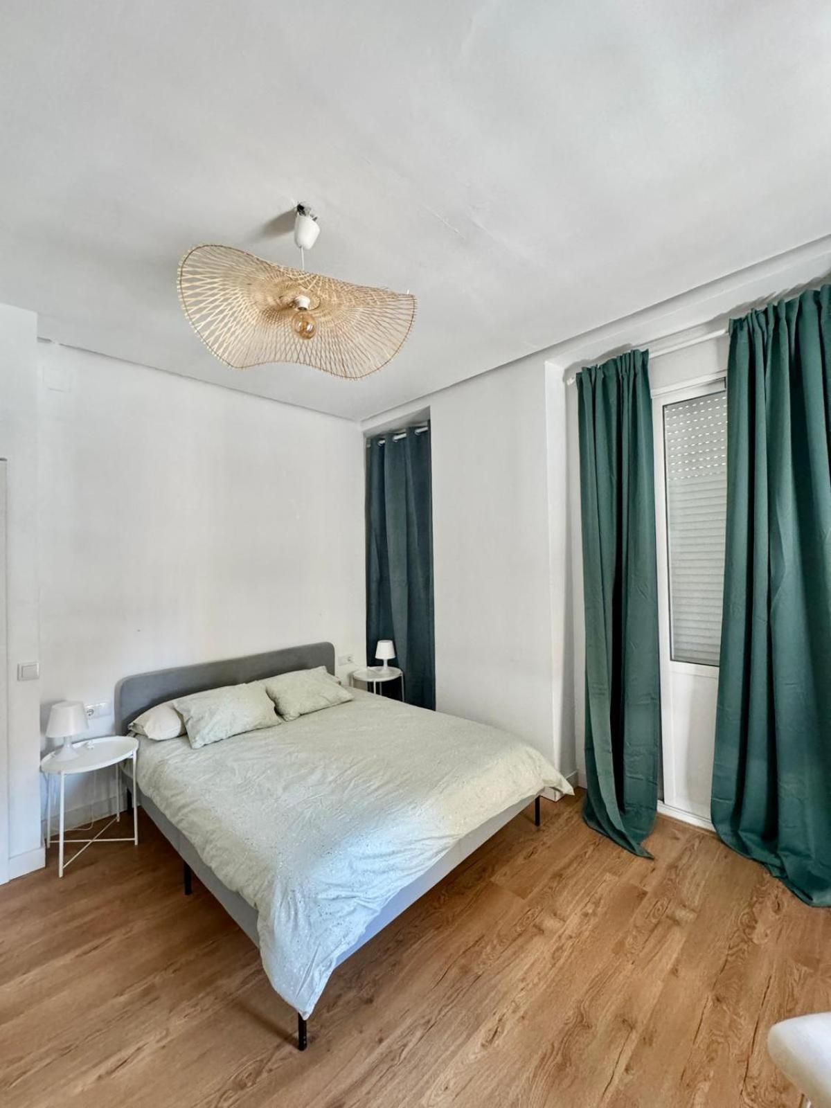 Vlc Center 4 Room Apartment バレンシア エクステリア 写真