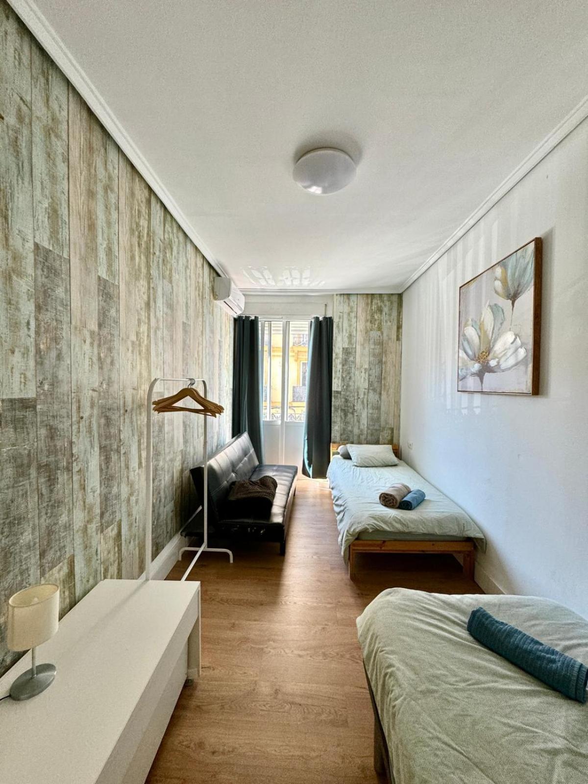Vlc Center 4 Room Apartment バレンシア エクステリア 写真